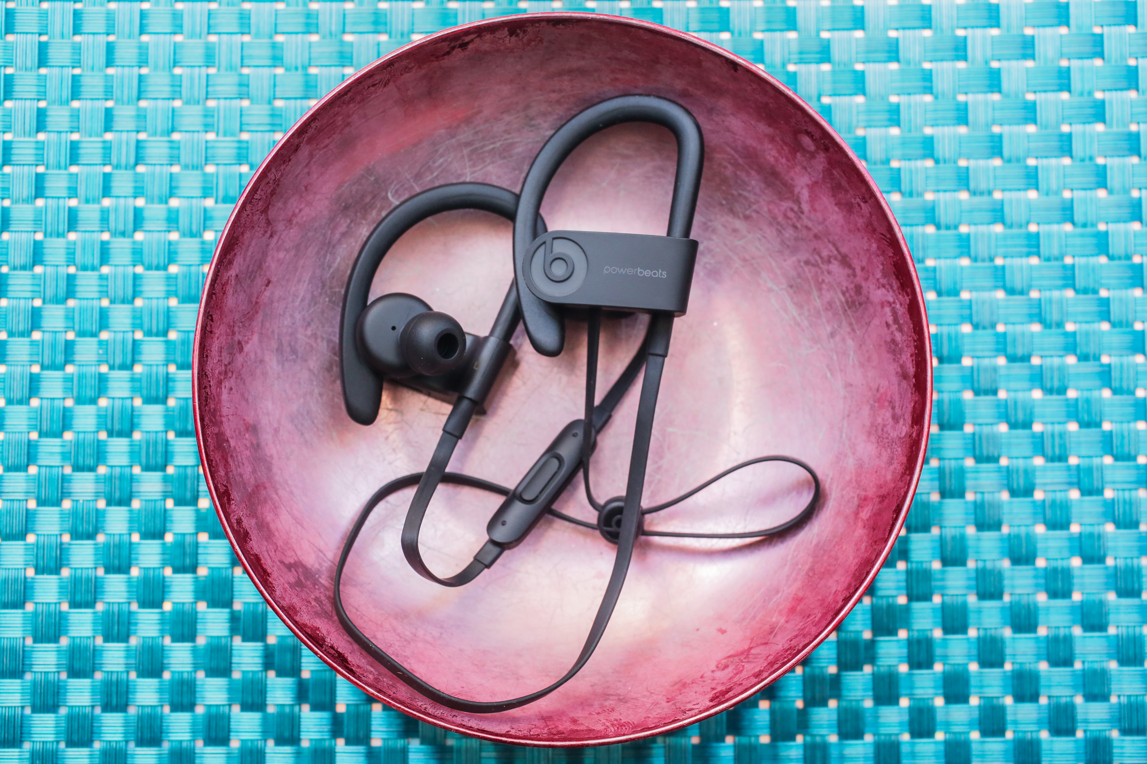 Powerbeats3 Wireless Earphones review 